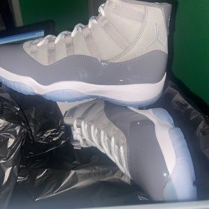 Jordan 11 Cool Grey 2021 , size 9.5